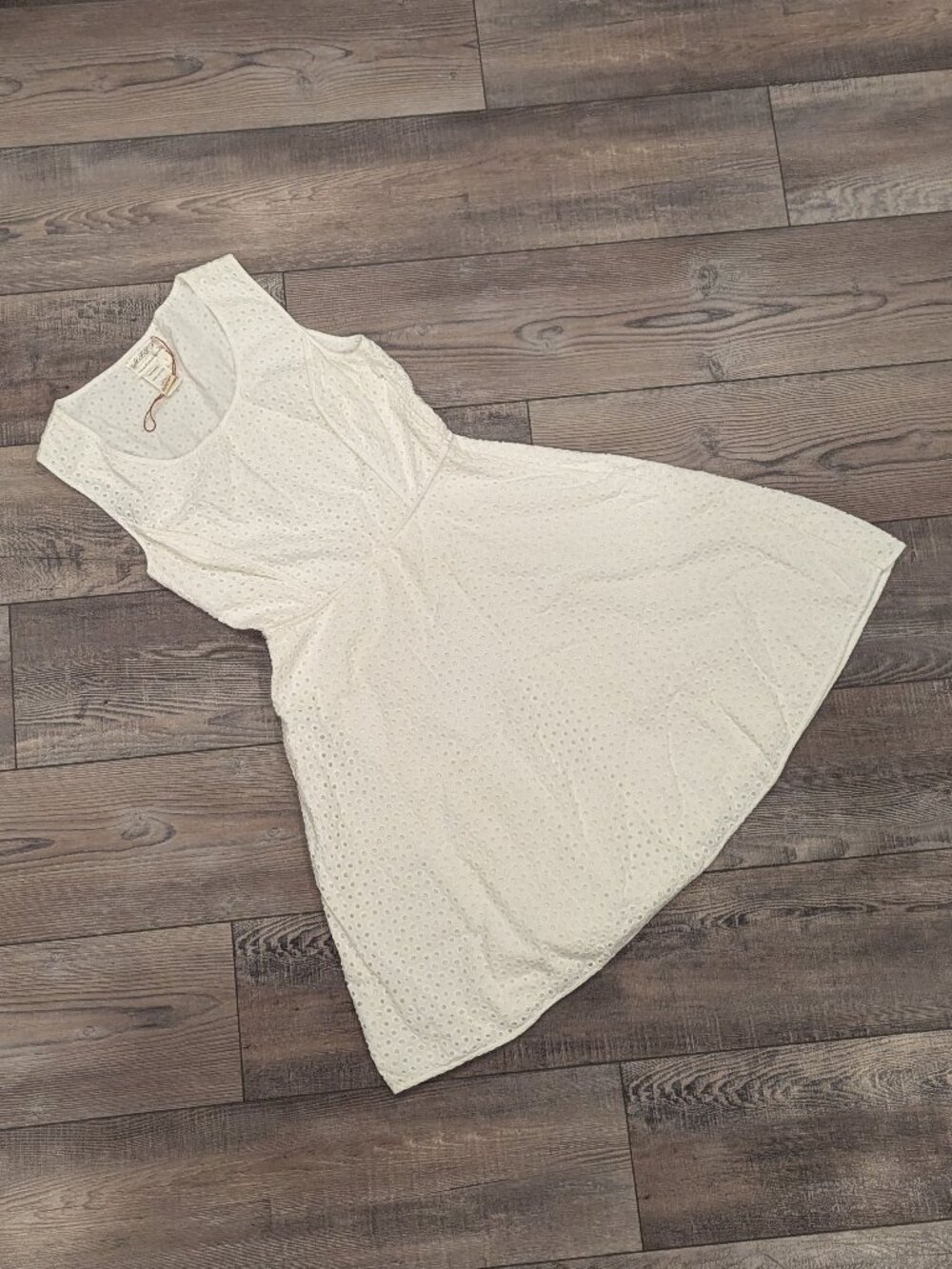 NWOT Max Studio Specialty Product 100% Cotton Eyelet Embroidery Dress White S